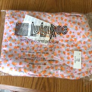 NWT Lularoe Leggings T&C